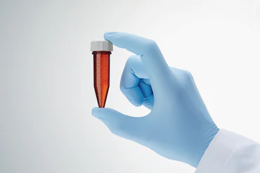 艾本德Eppendorf Tubes? 5.0 mL 帶螺旋蓋, 5.0 mL, 無(wú)菌、無(wú)熱原, 無(wú)RNase和DNase, 無(wú)DNA, 琥珀色（光保護(hù)）, 200 個(gè) (2 包 × 100 個(gè))貨號(hào)